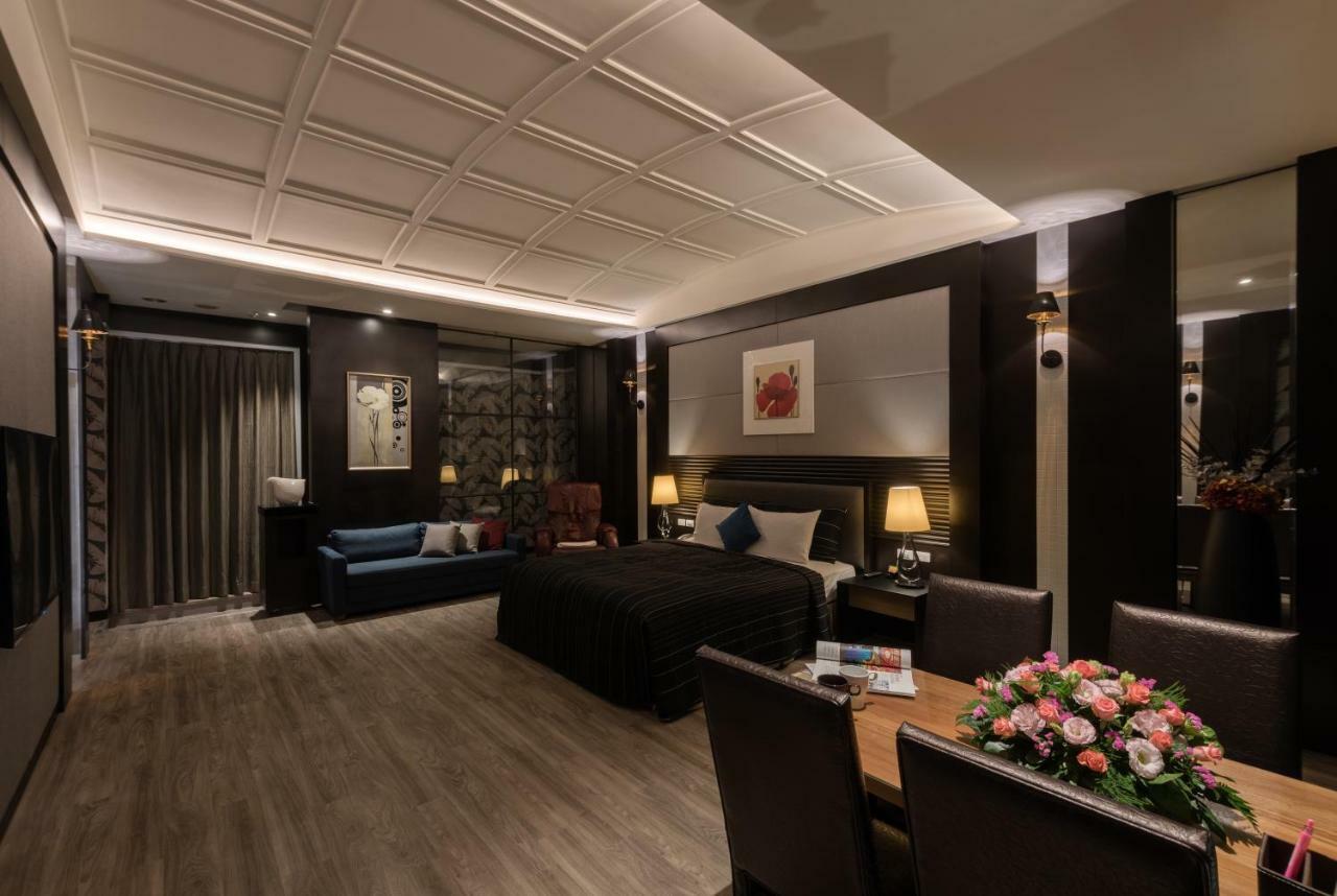 麗馨汽車旅館 Leesing Motel Гаосюн Екстер'єр фото